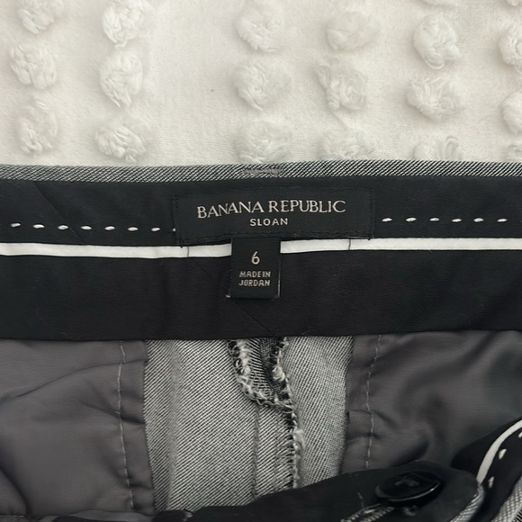 Banana Republic Mid-Rise Skinny Sloan Pants in Grey Size 6 - Picture 5 of 7